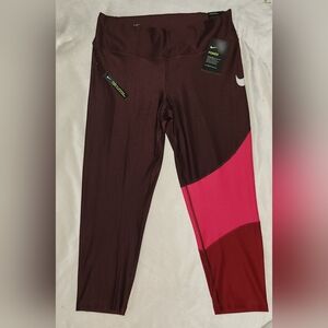Nike Woman's Cropped Power Victory Leggings Nwt